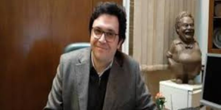 من هو الدكتور أحمد فؤاد هنو وزير الثقافة الجديد وأهم مناصبه؟