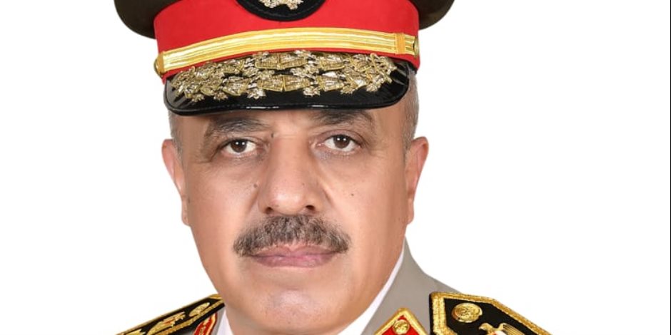 الفريق أحمد خليفة يتفقد الأكاديمية العسكرية للدراسات العليا والاستراتيجية