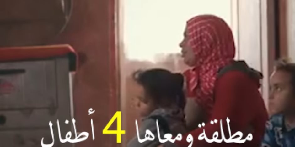 حكايات إنسانية وراء «حياة كريمة».. الست "نورا" مصابة بشلل نصفي تمنت مشروعا صغيرا لتربية أبنائها فساعدتها المبادرة بالأغنام