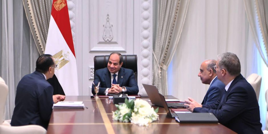 الرئيس السيسى يشيد بتفهم المواطنين إجراءات تخفيف أحمال الكهرباء
