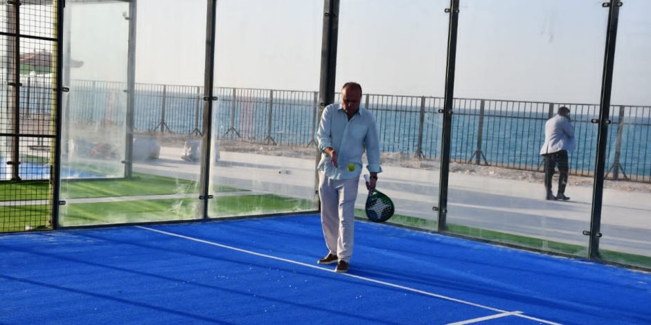 مباراة «بادل» بين رئيس الشركة المتحدة ووزير الشباب والرياضة ضمن فعاليات مهرجان العلمين الجديدة