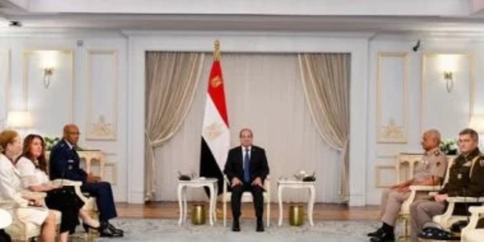وكالات الأنباء العالمية تبرز تحذير الرئيس السيسى من فتح جبهة جديد فى لبنان وكالات الأنباء العالمية تبرز تحذير الرئيس السيسى من فتح جبهة جديد فى لبنان