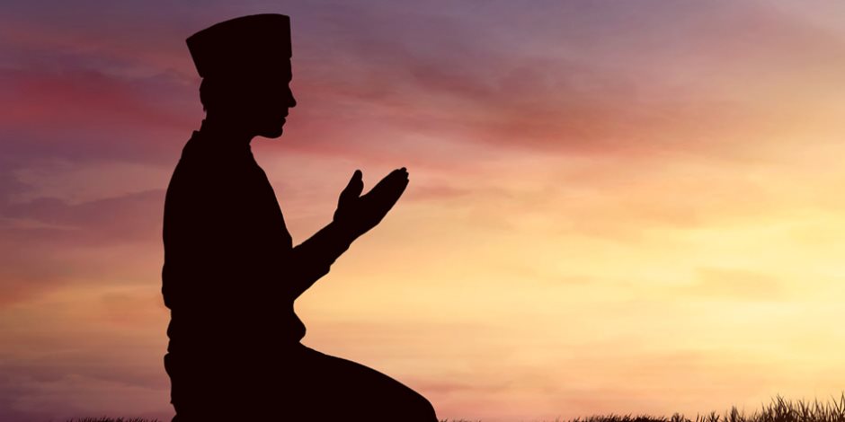 دعاء اليوم السابع عشر من رمضان.. اللهم اقض لى فيه الحوائج والآمال