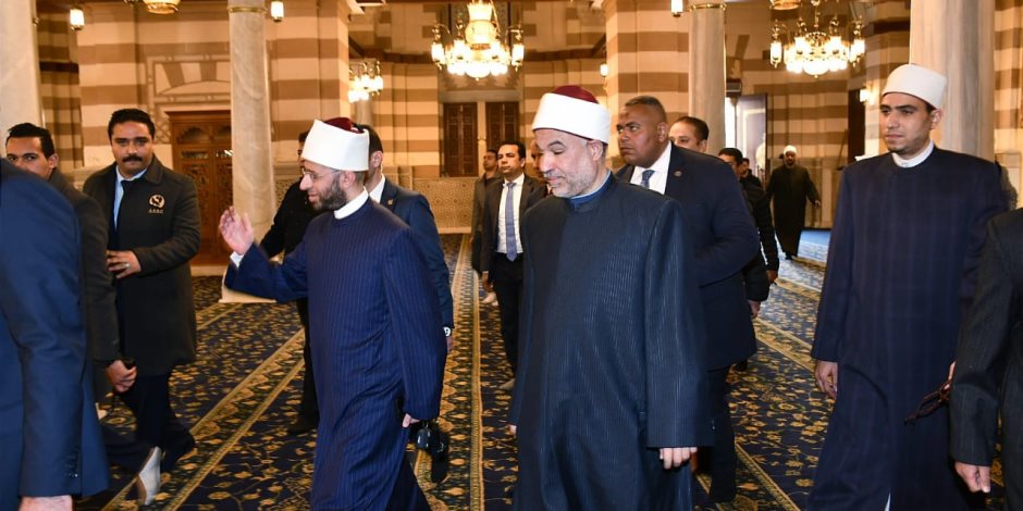 وزارة الأوقاف تخصص 70 مليون جنيه قروضًا حسنة بدون فوائد للعاملين وزارة الأوقاف تخصص 70 مليون جنيه قروضًا حسنة بدون فوائد للعاملين