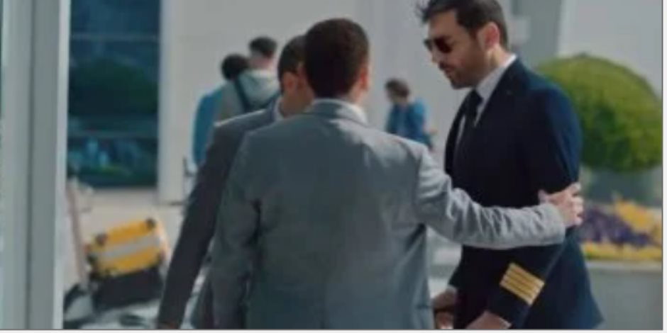 مسلسل عقبال عندكوا الحلقة 10.. ضبط حسن الرداد في المطار قبل سفره لمدريد مسلسل عقبال عندكوا الحلقة 10.. ضبط حسن الرداد في المطار قبل سفره لمدريد