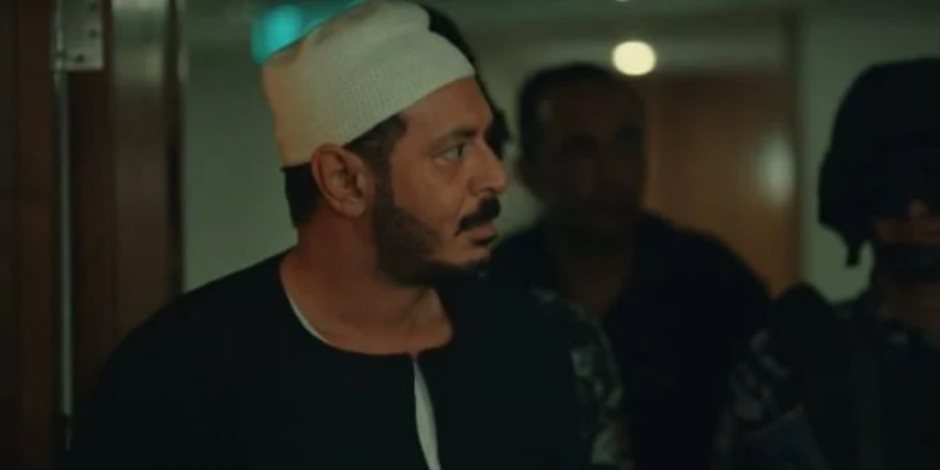 الحلقة 18 من مسلسل حكيم باشا.. والد مصطفى شعبان ينصحه بعدم التراجع في قرار ترك المال