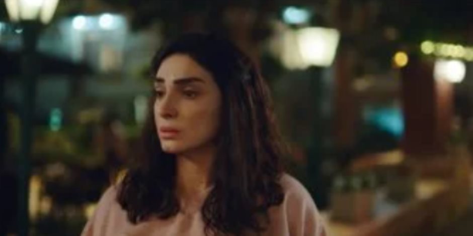 مسلسل حسبة عمرى الحلقة 2.. روجينا تنتظر زوجها عمرو عبد الجليل في النادي