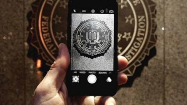 الـ FBI يخترق هاتف آيفون آخر دون مساعدة آبل الـ FBI يخترق هاتف آيفون آخر دون مساعدة آبل