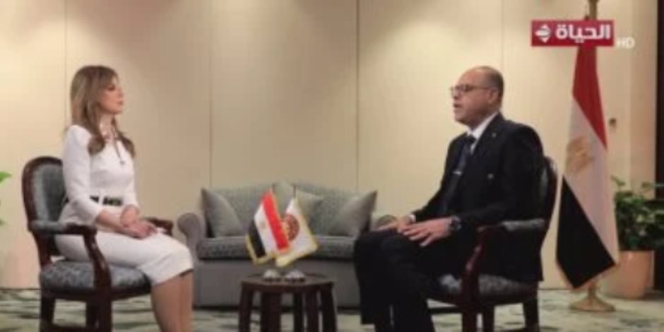 وزير العمل: العمالة المصرية مطلوبة بشدة بالخارج لأنها ماهرة وزير العمل: العمالة المصرية مطلوبة بشدة بالخارج لأنها ماهرة