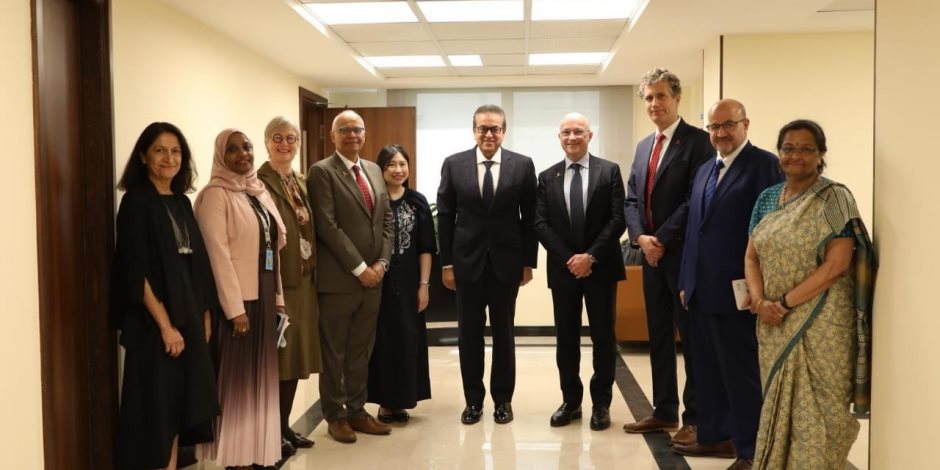 وزير الصحة يبحث مع وفد منظمة الصحة العالمية مستجدات المبادرة العالمية لسرطان الأطفال وزير الصحة يبحث مع وفد منظمة الصحة العالمية مستجدات المبادرة العالمية لسرطان الأطفال