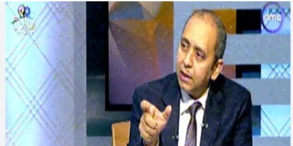 رئيس الفريق الطبى الناجح فى إعادة يد شاب مبتورة: أجرينا العملية بتقنيات عالمية رئيس الفريق الطبى الناجح فى إعادة يد شاب مبتورة: أجرينا العملية بتقنيات عالمية