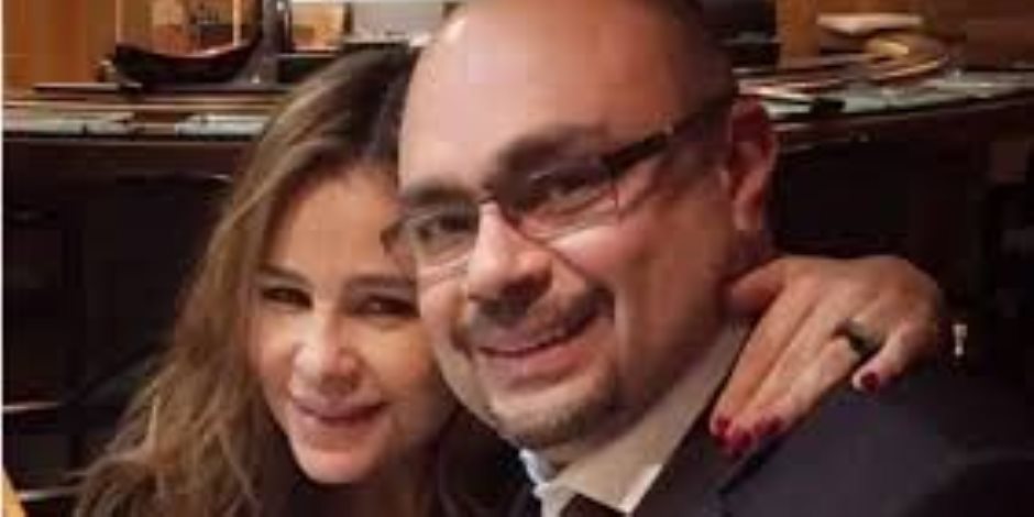 وصول جثمان الراحل وليد مصطفى إلى مسجد الشرطة بالشيخ زايد وصول جثمان الراحل وليد مصطفى إلى مسجد الشرطة بالشيخ زايد