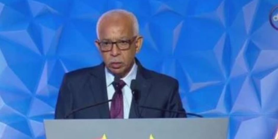 رئيس اتحاد العمال: مصر تشهد طفرة تنموية غير مسبوقة فى عهد الرئيس السيسى رئيس اتحاد العمال: مصر تشهد طفرة تنموية غير مسبوقة فى عهد الرئيس السيسى