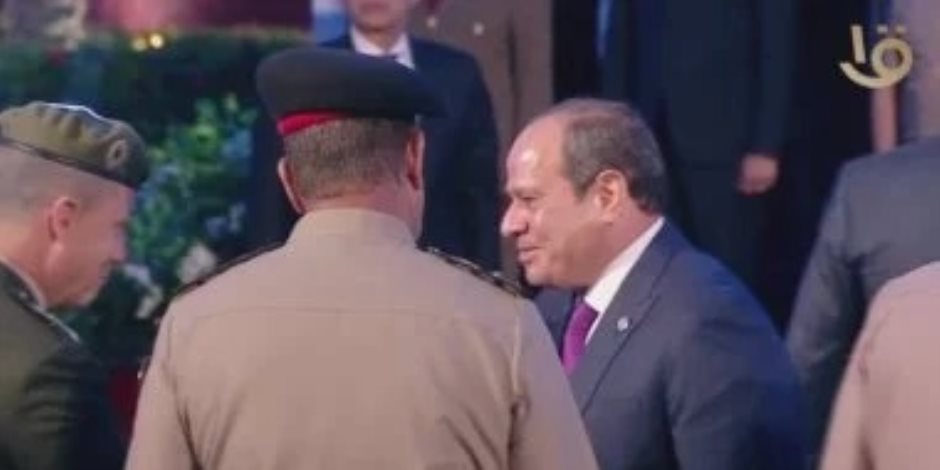 الرئيس السيسي يصل مقر افتتاح بطولة العالم العسكرية للفروسية 2025 الرئيس السيسي يصل مقر افتتاح بطولة العالم العسكرية للفروسية 2025