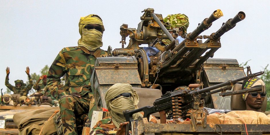 حرب المطارات تستعر فى السودان ....الدعم السريع يستهدف المنشآت المدنية و ملايين اللاجئين يواجهون الموت والنزوح القسرى حرب المطارات تستعر فى السودان ....الدعم السريع يستهدف المنشآت المدنية و ملايين اللاجئين يواجهون الموت والنزوح القسرى