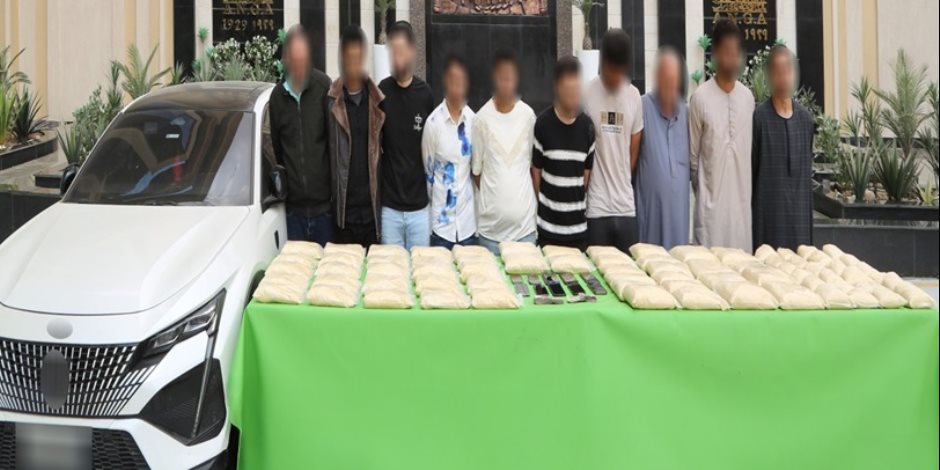 استكمال ضبط التشكيل العصابي المتورط بقضية المنتجة "سارة خليفة" في جلب الحشيش الاصطناعي استكمال ضبط التشكيل العصابي المتورط بقضية المنتجة "سارة خليفة" في جلب الحشيش الاصطناعي