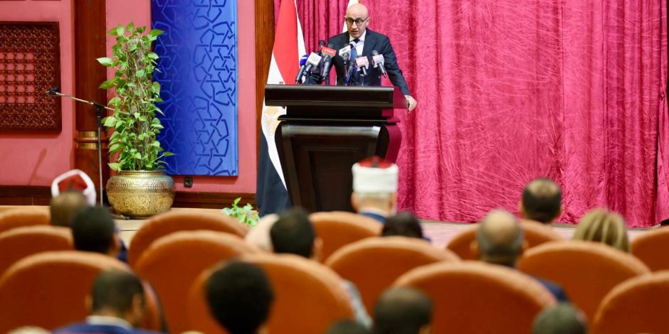 «عبد اللطيف» يشارك فى فعاليات النسخة الرابعة من منتدى مرصد الأزهر لمكافحة التطرف "اسمع واتكلم" «عبد اللطيف» يشارك فى فعاليات النسخة الرابعة من منتدى مرصد الأزهر لمكافحة التطرف "اسمع واتكلم"