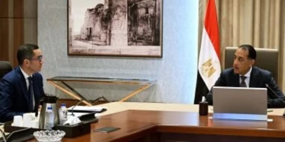 خلال اجتماع اليوم .. رئيس الوزراء يتابع مع وزير الاستثمار تنفيذ التكليفات الرئاسية لتحسين مناخ الاستثمار
