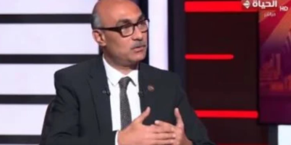 إيهاب منصور: تطبيق قيمة إيجاريه موحدة على كل وحدات الإيجار القديم غير عادل إيهاب منصور: تطبيق قيمة إيجاريه موحدة على كل وحدات الإيجار القديم غير عادل