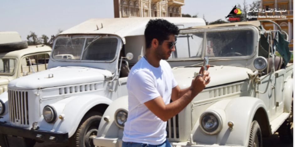 النجم العالمى مينا مسعود يزور مدينة الإنتاج الإعلامى ويشيد بإمكانياتها النجم العالمى مينا مسعود يزور مدينة الإنتاج الإعلامى ويشيد بإمكانياتها