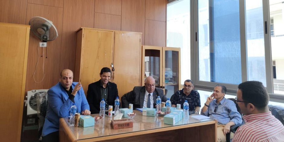 "قسم الإعلام" بآداب دمياط يناقش قضايا المحتوى الرقمي وتفضيلات الجمهور في سيمنار علمي "قسم الإعلام" بآداب دمياط يناقش قضايا المحتوى الرقمي وتفضيلات الجمهور في سيمنار علمي