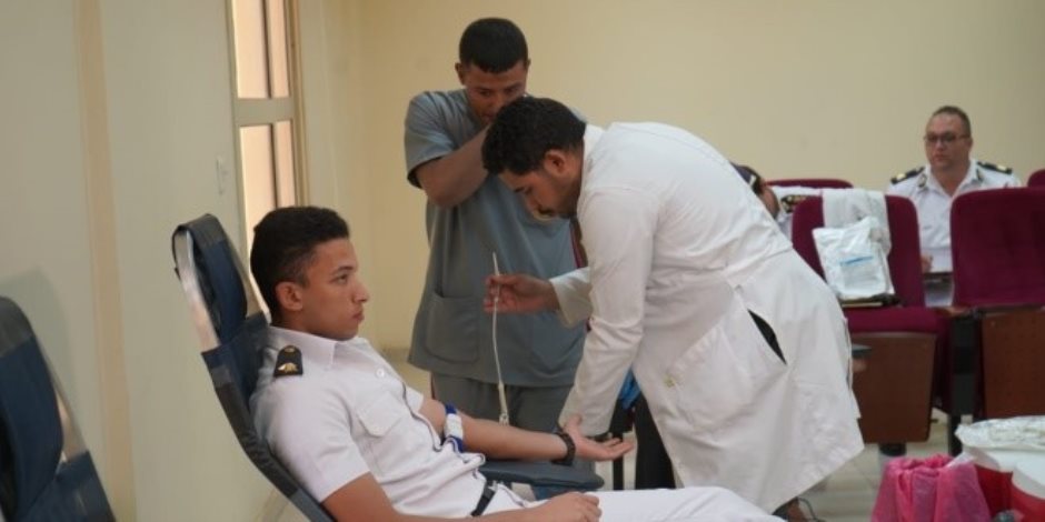مديرية أمن القاهرة تنظم حملة تبرع بالدم بمشاركة عدد من رجال الشرطة مديرية أمن القاهرة تنظم حملة تبرع بالدم بمشاركة عدد من رجال الشرطة