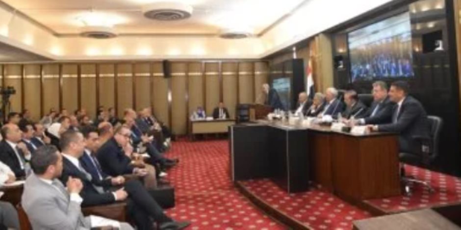 رئيس ائتلاف ملاك الإيجارات القديمة: القانون يوفر 200 مليار جنيه من الضرائب العقارية رئيس ائتلاف ملاك الإيجارات القديمة: القانون يوفر 200 مليار جنيه من الضرائب العقارية