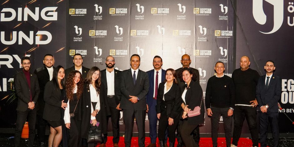 المصريين اوت دور" توسع قاعدة عملائها.. وتجذب بنك قطر الوطني لعرض إعلانات على شاشة مطار القاهرة بتقنية الـ5D المصريين اوت دور" توسع قاعدة عملائها.. وتجذب بنك قطر الوطني لعرض إعلانات على شاشة مطار القاهرة بتقنية الـ5D