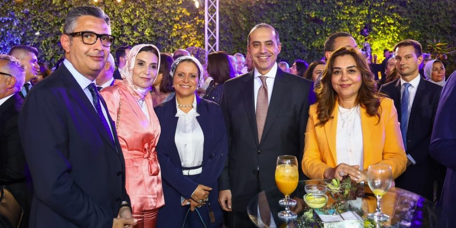 وزيرة التنمية المحلية تشارك في احتفالية بعثة الاتحاد الأوروبي بالقاهرة بمناسبة "يوم أوروبا" وزيرة التنمية المحلية تشارك في احتفالية بعثة الاتحاد الأوروبي بالقاهرة بمناسبة "يوم أوروبا"