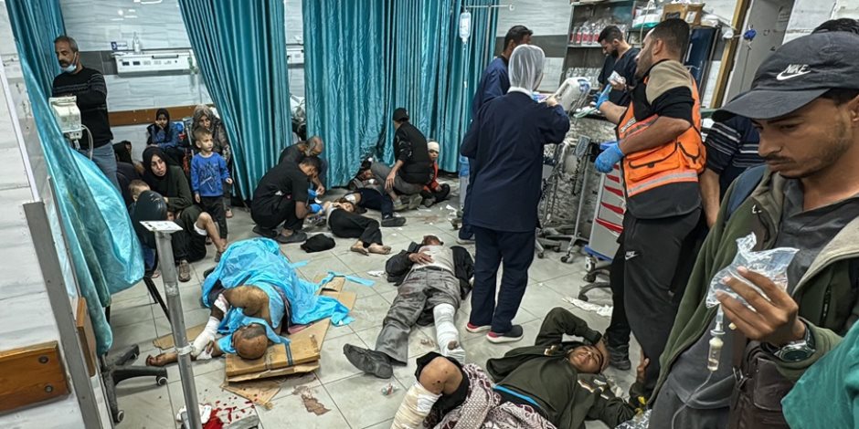 كارثة إنسانية في غزة.. المجاعة تطال الأطباء والجرحى والصليب الأحمر يدق ناقوس الخطر كارثة إنسانية في غزة.. المجاعة تطال الأطباء والجرحى والصليب الأحمر يدق ناقوس الخطر