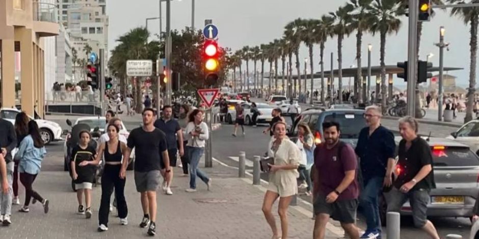 إعلام عبري: صفارات الإنذار تدوى فى بلدة ياتيد بغلاف غزة الجنوبى إعلام عبري: صفارات الإنذار تدوى فى بلدة ياتيد بغلاف غزة الجنوبى