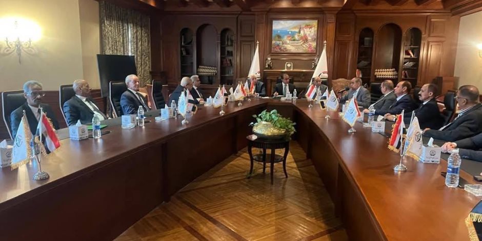 حزب الجبهة يعد قائمة بالتشريعات الجماهيرية لتعزيز فاعلية الأداء النيابي فى البرلمان حزب الجبهة يعد قائمة بالتشريعات الجماهيرية لتعزيز فاعلية الأداء النيابي فى البرلمان