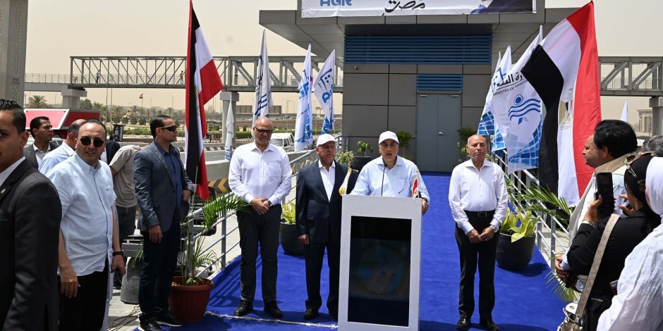 رئيس الوزراء: الأتوبيس الترددي سيمثل نقلة حضارية كبيرة داخل القاهرة الكبري رئيس الوزراء: الأتوبيس الترددي سيمثل نقلة حضارية كبيرة داخل القاهرة الكبري