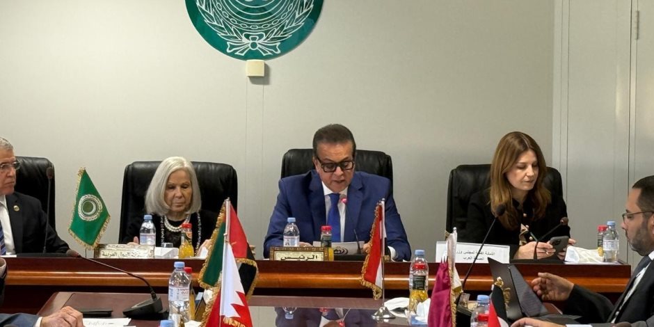 انتخاب خالد عبدالغفار رئيسا لمجلس وزراء الصحة العرب للمرة الرابعة انتخاب خالد عبدالغفار رئيسا لمجلس وزراء الصحة العرب للمرة الرابعة