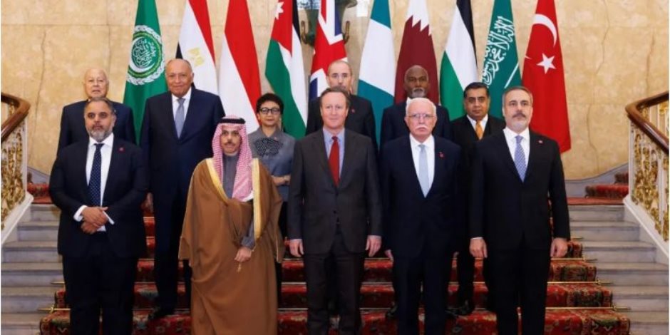اللجنة الوزارية المشتركة من القمة العربية الإسلامية الاستثنائية تصدر بيانا بشأن غزة اللجنة الوزارية المشتركة من القمة العربية الإسلامية الاستثنائية تصدر بيانا بشأن غزة