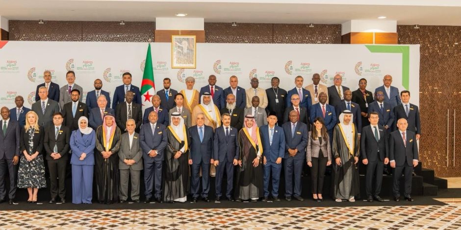 وزيرة التخطيط والتنمية الاقتصادية والتعاون الدولي ومحافظ مصر لدى البنك الإسلامي للتنمية وزيرة التخطيط والتنمية الاقتصادية والتعاون الدولي ومحافظ مصر لدى البنك الإسلامي للتنمية