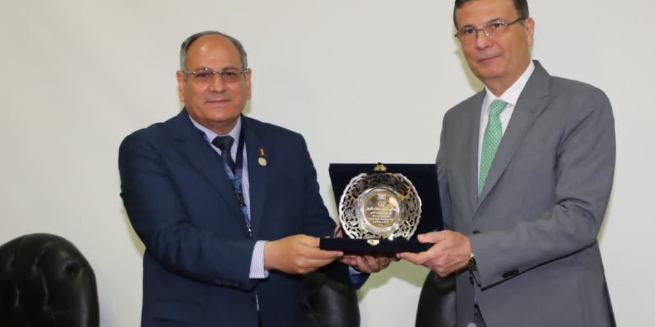 وزير الزراعة يفتتح المعرض والمؤتمر الأول لمركز البحوث الزراعية حول الابتكار وريادة الأعمال وزير الزراعة يفتتح المعرض والمؤتمر الأول لمركز البحوث الزراعية حول الابتكار وريادة الأعمال