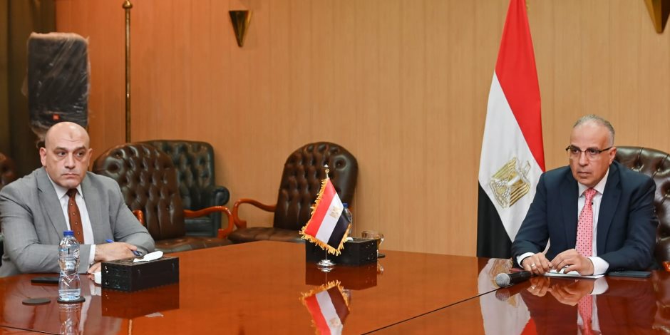 وزير الري يبحث آخر مستجدات إنشاء مدارس فنية مهنية لتكنولوجيا الري وزير الري يبحث آخر مستجدات إنشاء مدارس فنية مهنية لتكنولوجيا الري