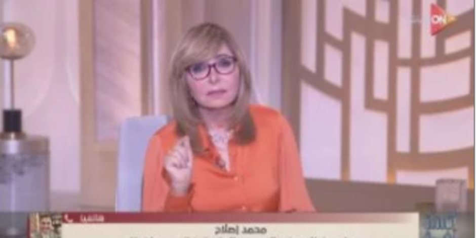 محامي حفيدات نوال الدجوي: البنات أصبن بـ"هستريا" حزنا على وفاة أحمد شريف وكانت تربطني بالراحل علاقة طيبة محامي حفيدات نوال الدجوي: البنات أصبن بـ"هستريا" حزنا على وفاة أحمد شريف وكانت تربطني بالراحل علاقة طيبة