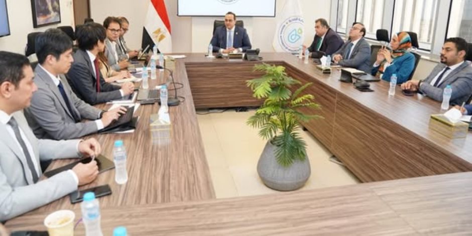 رئيس هيئة الرعاية الصحية يتابع مع ممثلي "جايكا" تطورات مشروع "الرعاية المتمركزة حول المريض"