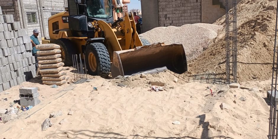 استمرار حملة ازالات بالموجه 26 ووقف أعمال للمباني المخالفة بمركز مدينة العريش.. أعرف التفاصيل (صور) استمرار حملة ازالات بالموجه 26 ووقف أعمال للمباني المخالفة بمركز مدينة العريش.. أعرف التفاصيل (صور)