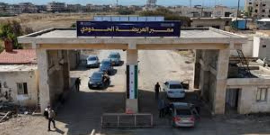 تفاصيل استئناف العمل فى معبر العريضة الحدودى بين سوريا ولبنان تفاصيل استئناف العمل فى معبر العريضة الحدودى بين سوريا ولبنان