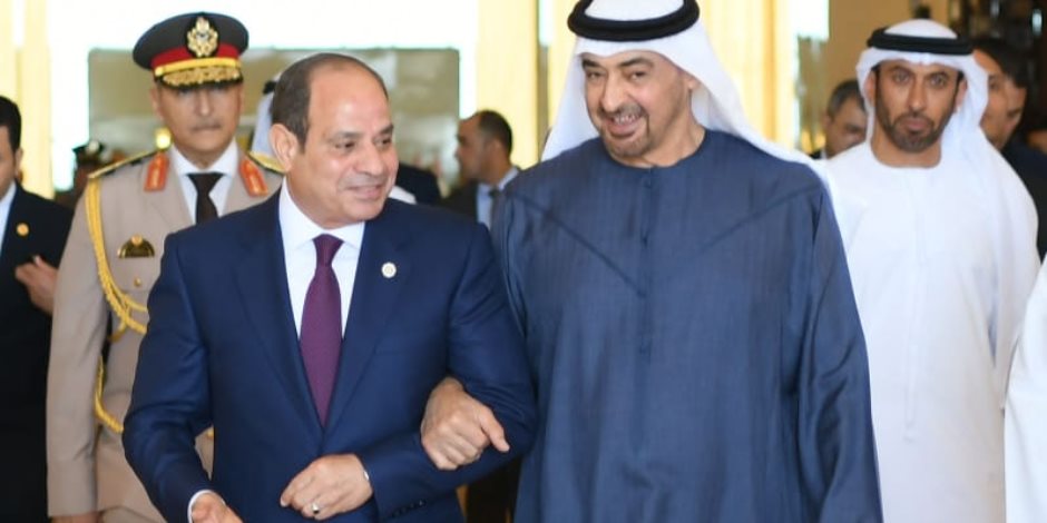 الشيخ محمد بن زايد يستقبل الرئيس السيسي في أبو ظبي وناقشا أهمية وقف النار بغزة الشيخ محمد بن زايد يستقبل الرئيس السيسي في أبو ظبي وناقشا أهمية وقف النار بغزة