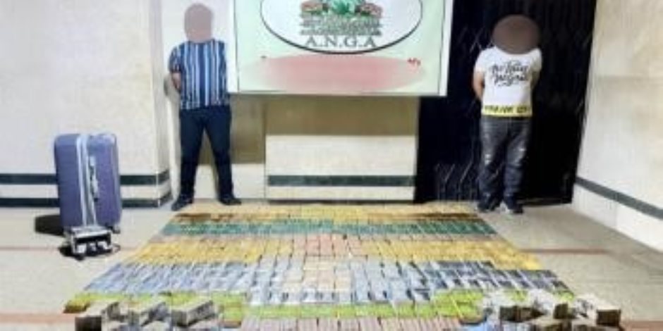 ضبط عناصر بؤر إجرامية من تجار المخدرات بعدة محافظات.. ومصرع عنصرين شديدى الخطورة ضبط عناصر بؤر إجرامية من تجار المخدرات بعدة محافظات.. ومصرع عنصرين شديدى الخطورة