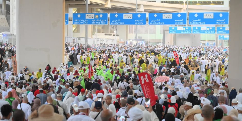بعثة حج "الجمعيات الأهلية" تتابع إقامة الحجاج في منى خلال أيام التشريق بعثة حج "الجمعيات الأهلية" تتابع إقامة الحجاج في منى خلال أيام التشريق
