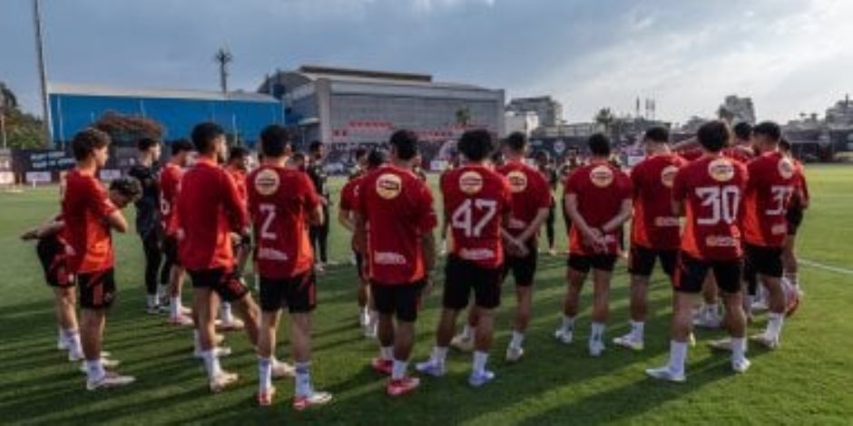 الأهلي يستأنف تدريباته فى فندق الإقامة بأمريكا استعدادا لودية باتشوكا الأهلي يستأنف تدريباته فى فندق الإقامة بأمريكا استعدادا لودية باتشوكا