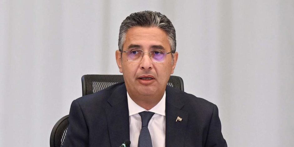وزير التموين: توافر كامل للسلع الأساسية ومدد الكفاية تفوق 6 أشهر وزير التموين: توافر كامل للسلع الأساسية ومدد الكفاية تفوق 6 أشهر