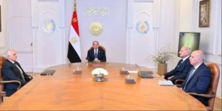 توجيهات رئاسية بإعفاءات وتخفيضات من المنح الدراسية للمستفيدين من صندوق الشهداء توجيهات رئاسية بإعفاءات وتخفيضات من المنح الدراسية للمستفيدين من صندوق الشهداء