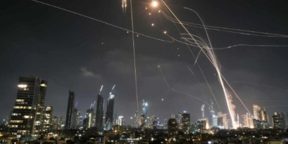أكثر من 100مصاب فى قصف إيران الأخير لتل أبيب أكثر من 100مصاب فى قصف إيران الأخير لتل أبيب