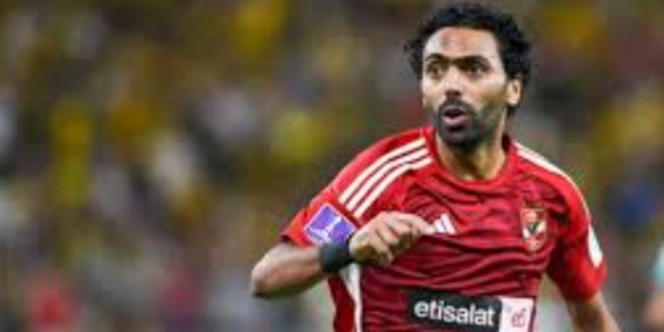 الأهلي يدفع بـ "الشحات وطاهر" بدلا من ترزيجيه وبن رمضان أمام إنتر ميامي الأهلي يدفع بـ "الشحات وطاهر" بدلا من ترزيجيه وبن رمضان أمام إنتر ميامي